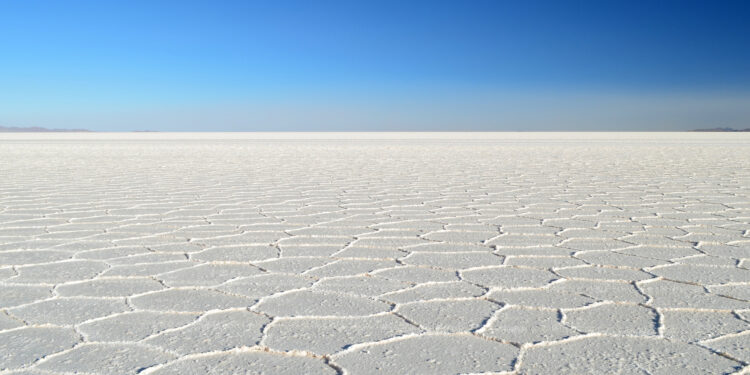 Die Salzwüste in der Nähe der Stadt Uyuni in Bolivien